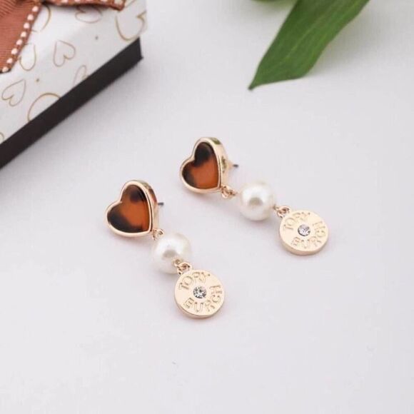 NWOT Tory Burch Gold Tortoise Heart,Pearl Drop Earirngs - Picture 2 of 4